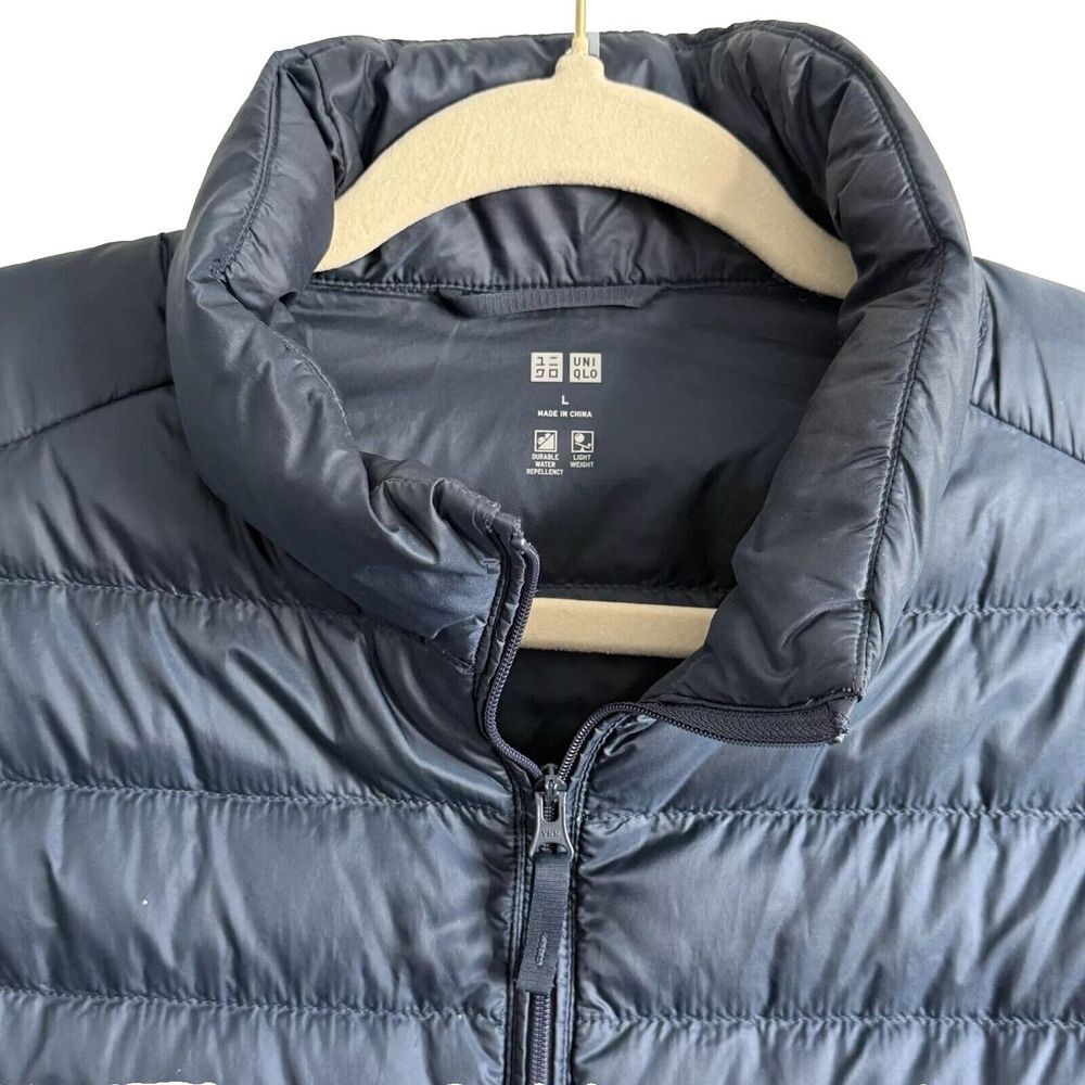 Uniqlo Men's Puffer Jacket - Black